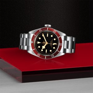 TUDOR Black Bay