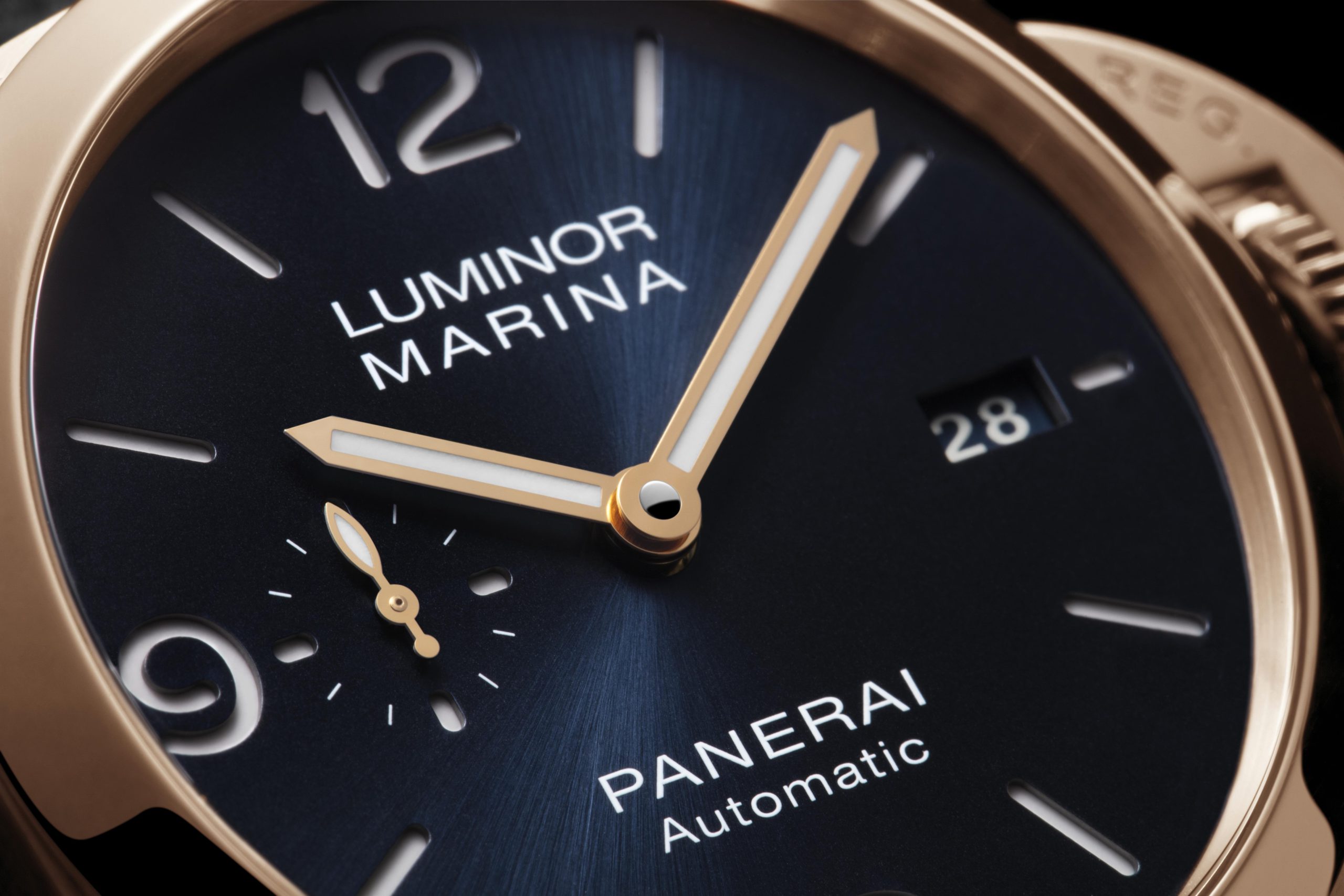 panerai luminor marina 44 mm goldtech watches wonders 2020 4