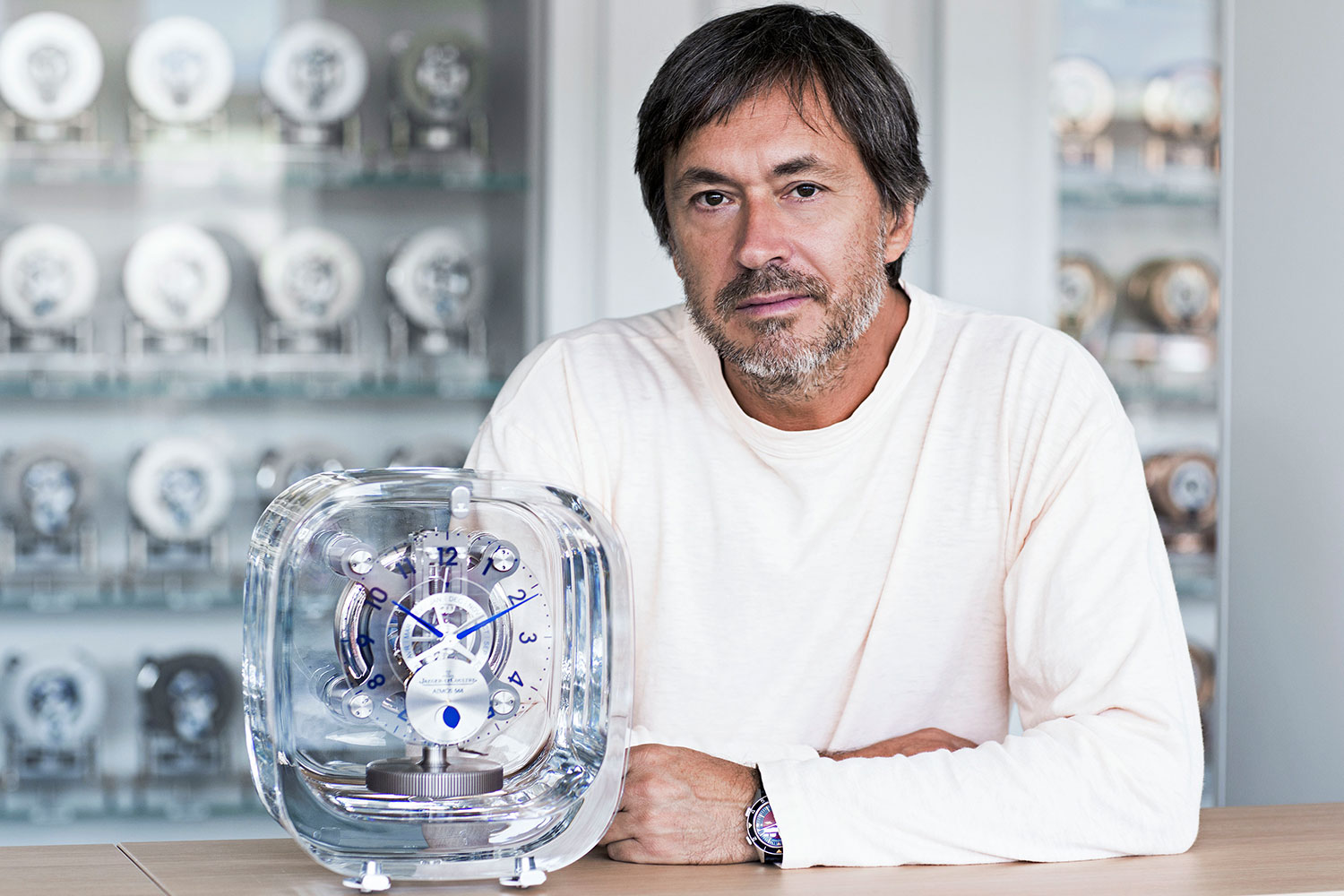 Jaeger-LeCoultre – Atmos - Q5165107 Marc Newson designer