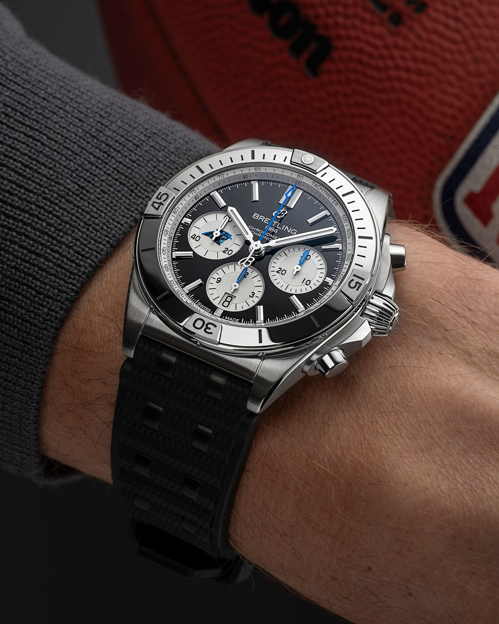 Breitling presentó 32 relojes de Edición Limitada para los equipos de la NFL