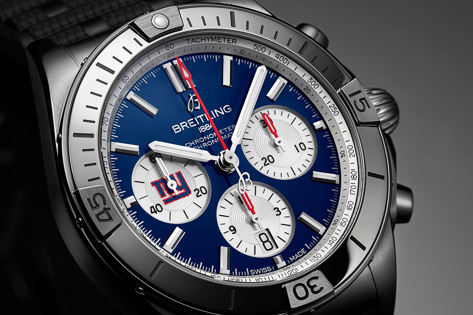 Breitling presentó 32 relojes de Edición Limitada para los equipos de la NFL