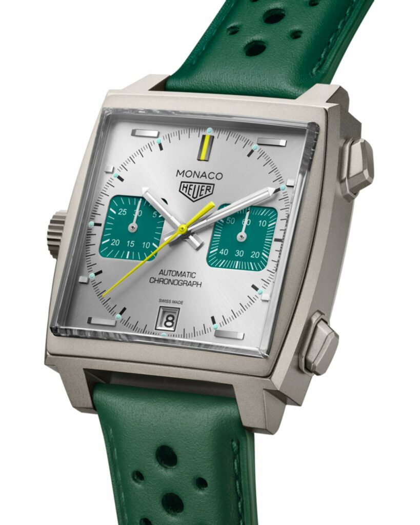 TAG Heuer Monaco Chronograph Racing Green toma la pole en chasís de titanio...