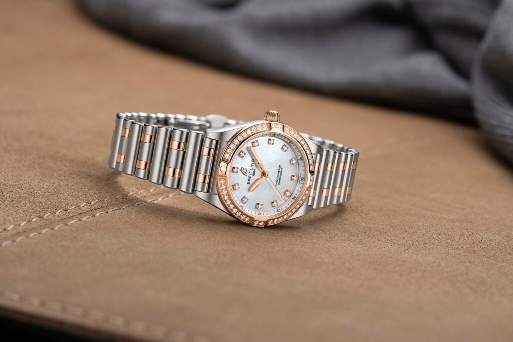 Breitling presenta Chronomat 28 mm, un "mini" que lo tiene todo