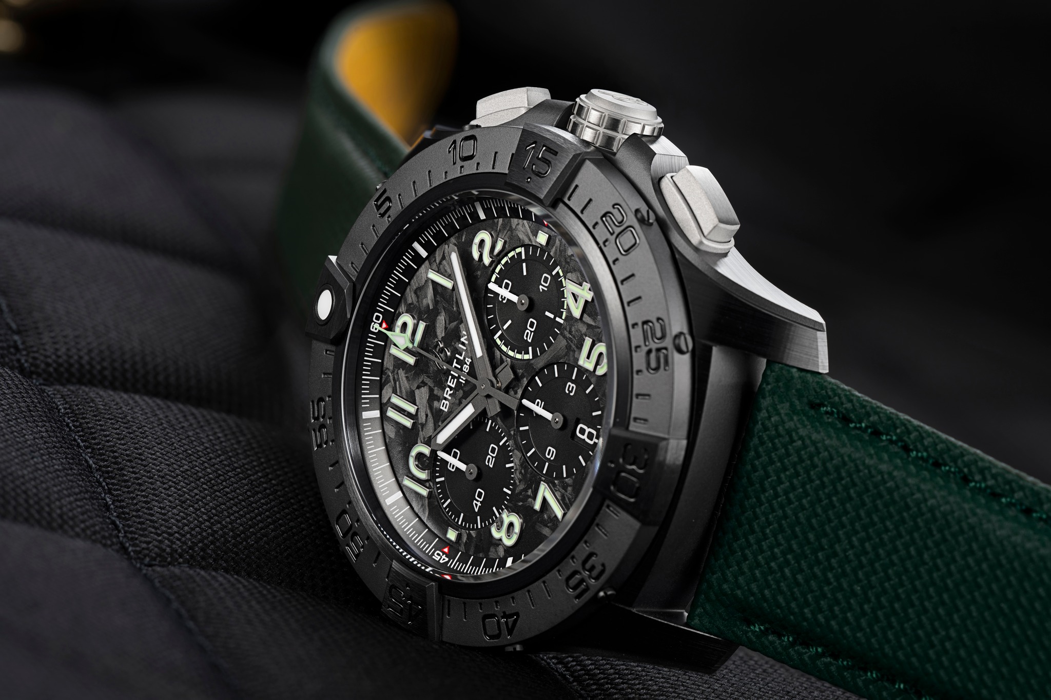 Breitling Avenger Night Mission se actualiza