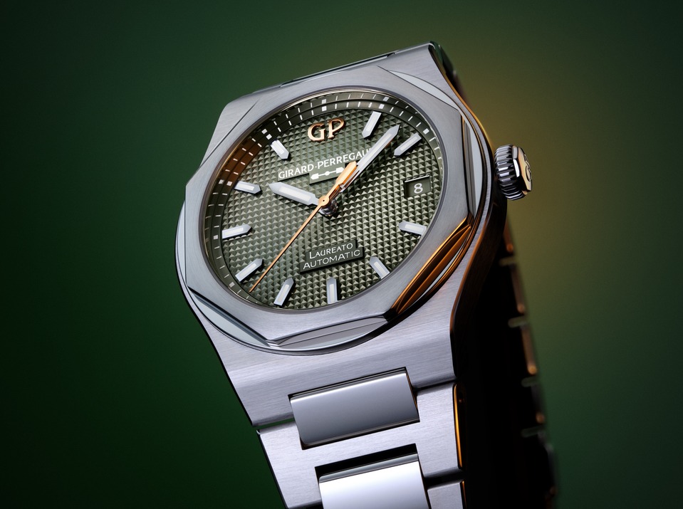 Girard-Perregaux Laureato 38mm Sage Green y Midnight Blue, para un look sport-chic perfecto