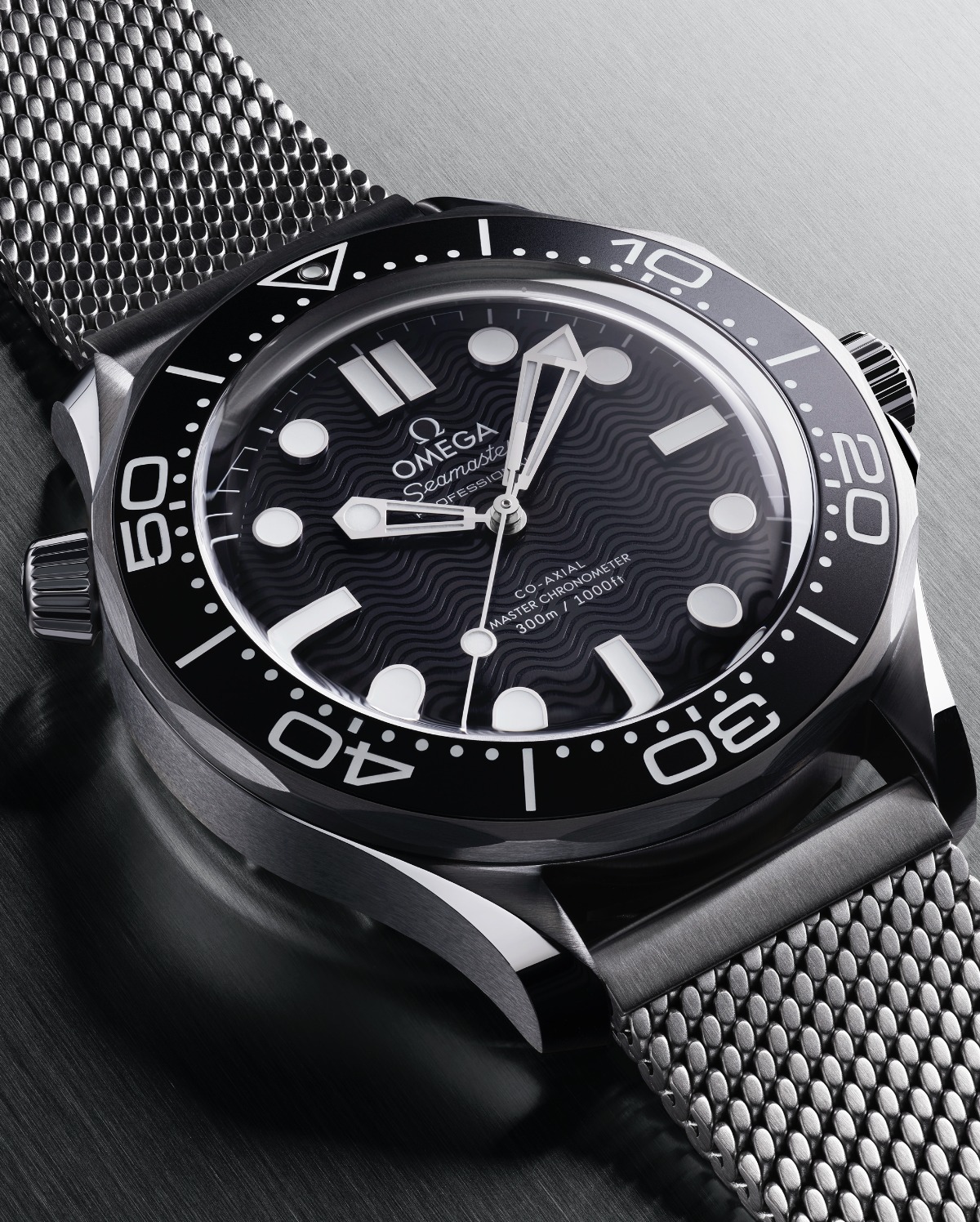 Omega Seamaster Diver 300M, el reloj de James Bond "elimina la fecha"