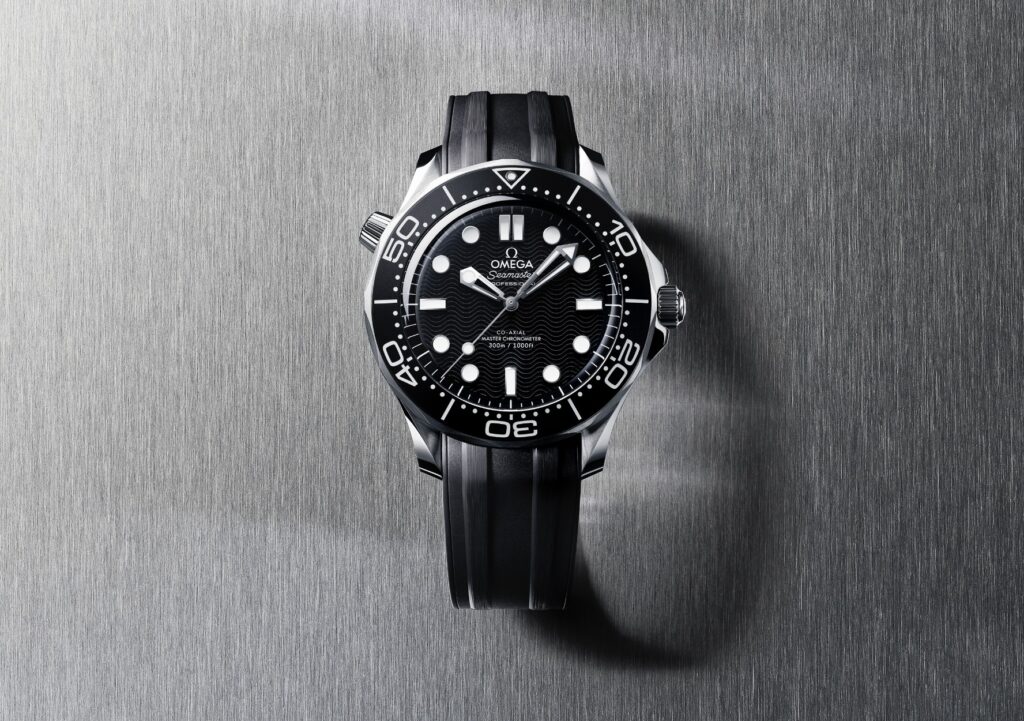 Omega Seamaster Diver 300M, el reloj de James Bond "elimina la fecha"