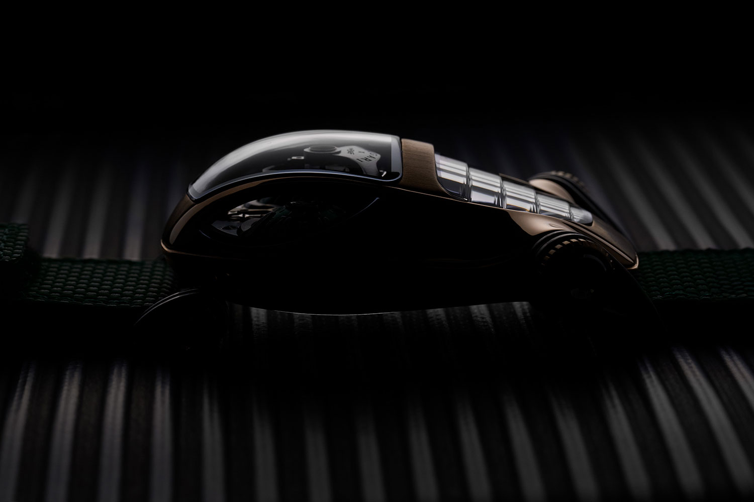 Bvlgari x MB&F Serpenti, un homenaje extraordinario con un toque de automoción y ciencia ficción