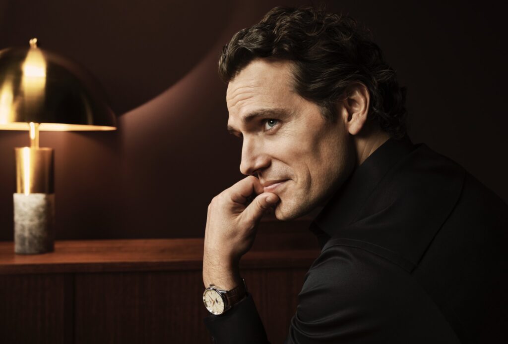 Henry Cavill es el nuevo Embajador de la Elegancia de Longines