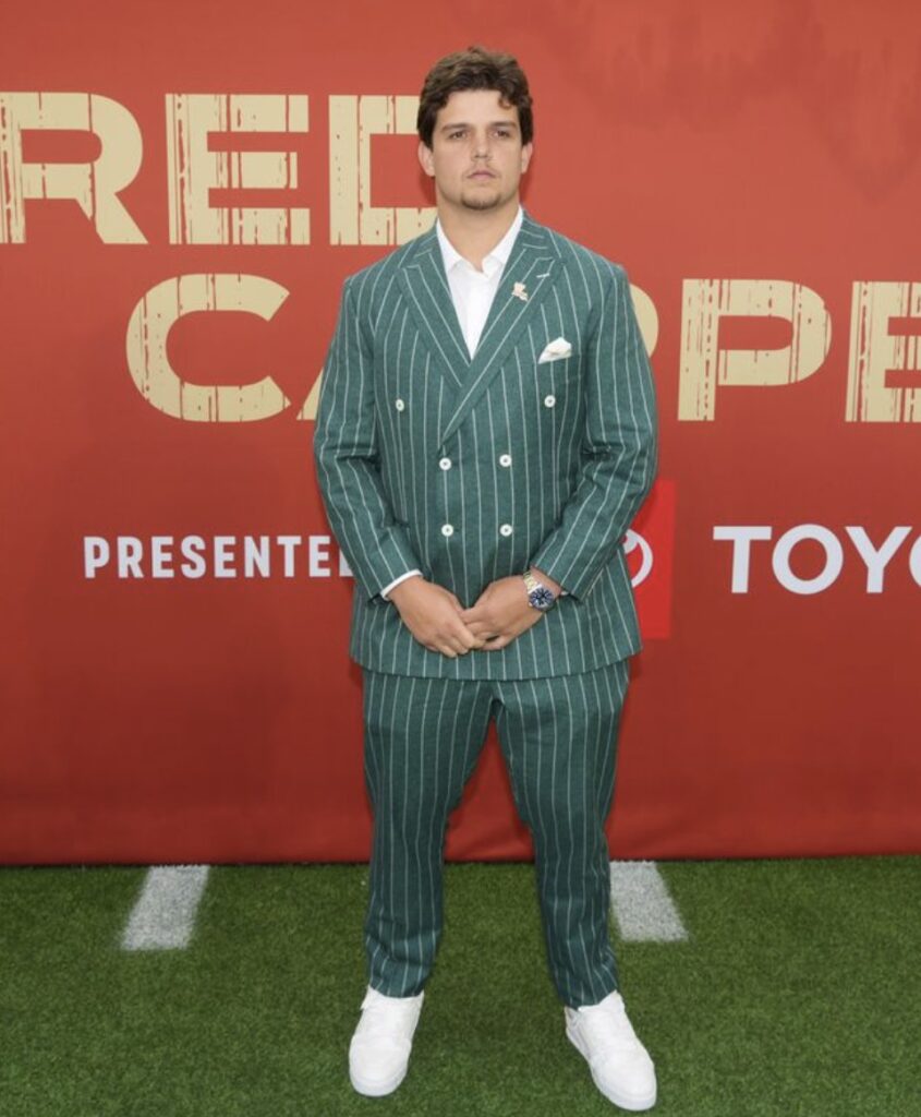 Desfile de talento; relojes y joyas vistos en la alfombra roja del Draft de la NFL 2025
