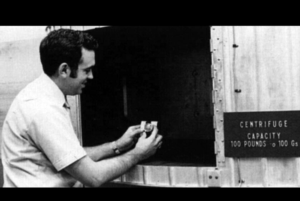 Omega celebra 60 años de acreditación de la NASA Omega celebra 60 años de acreditación de la NASA