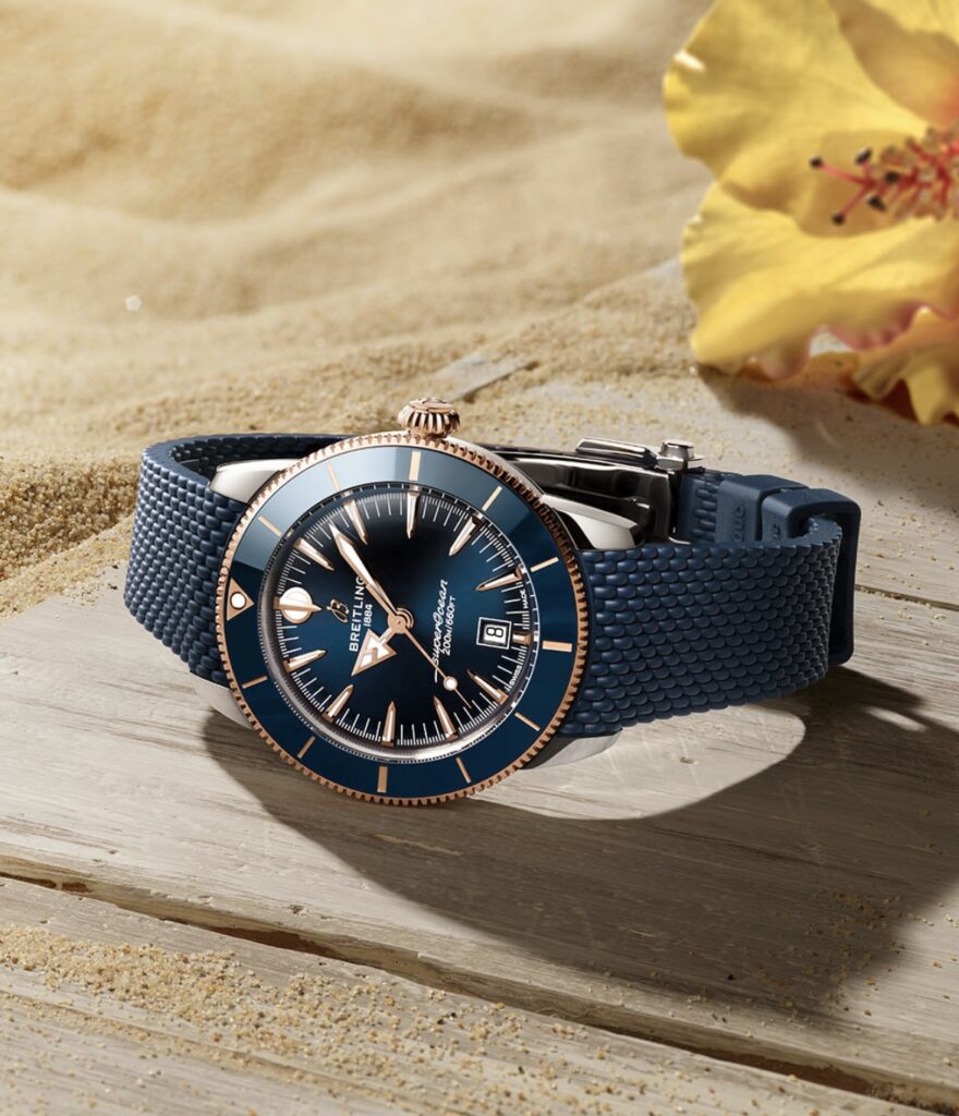 Breitling Superocean Heritage rinde homenaje a la libertad de la playa y el surf Breitling Superocean Heritage rinde homenaje a la libertad de la playa y el surf