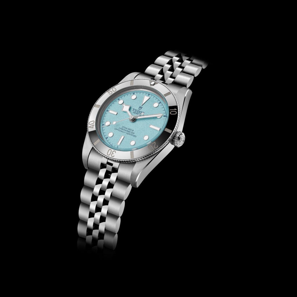 Tudor Black Bay 54 Lagoon Blue calienta el verano Tudor Black Bay 54 Lagoon Blue calienta el verano