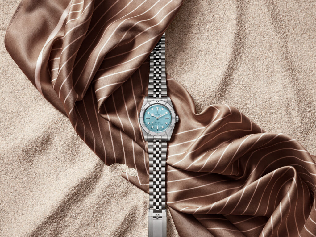 Tudor Black Bay 54 Lagoon Blue calienta el verano Tudor Black Bay 54 Lagoon Blue calienta el verano