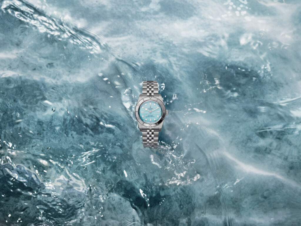 Tudor Black Bay 54 Lagoon Blue calienta el verano Tudor Black Bay 54 Lagoon Blue calienta el verano