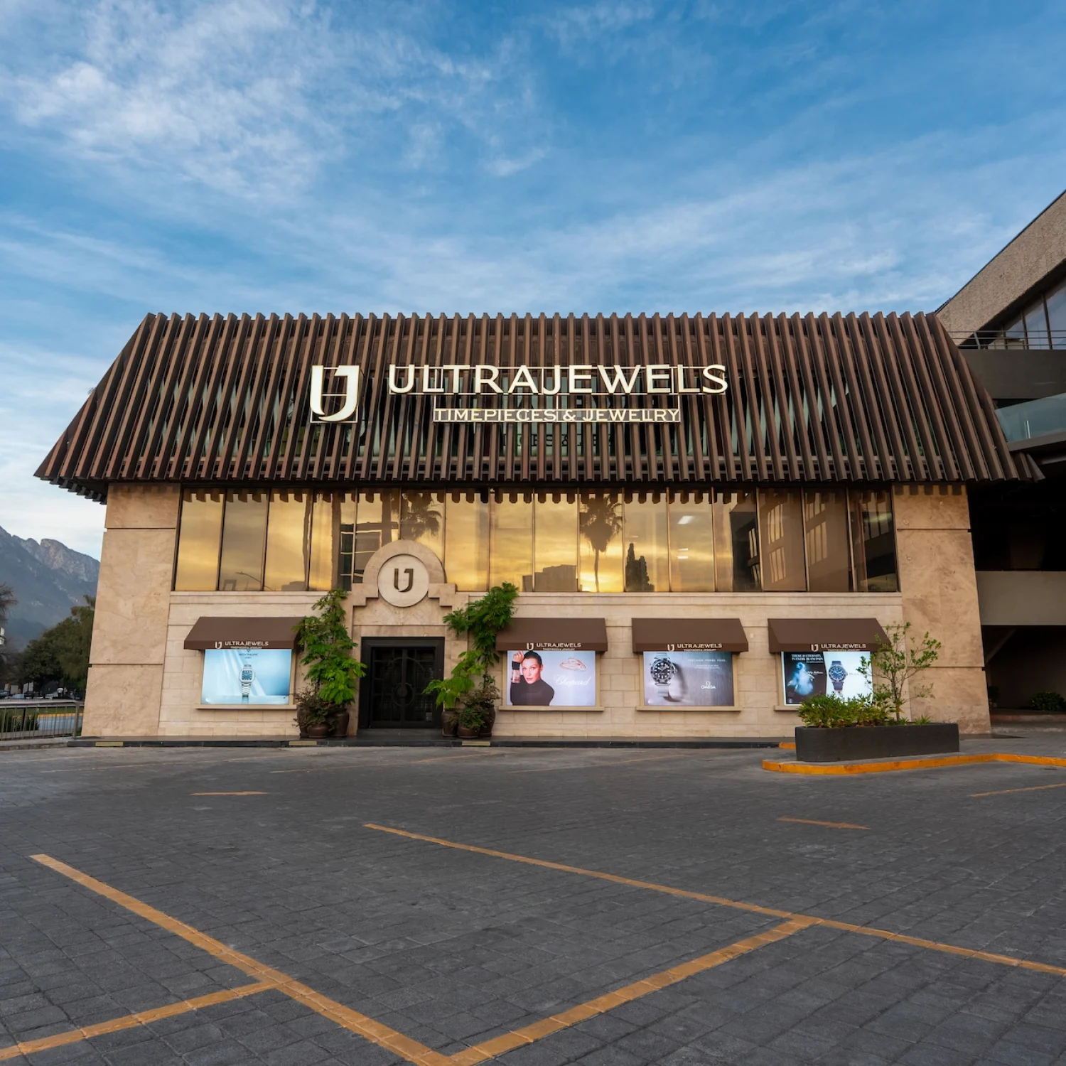 ULTRAJEWELS-1
